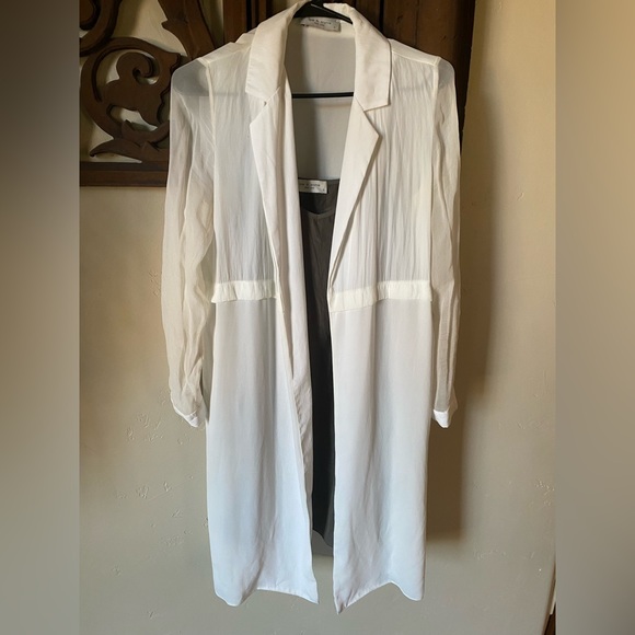 Lola & Sophie Satin Duster - Picture 4 of 4